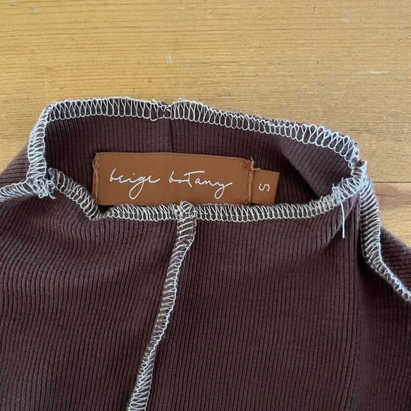 Cropped Brown Long Sleeve Top with Stripes. Super stretchy and soft - Picture 9 of 9